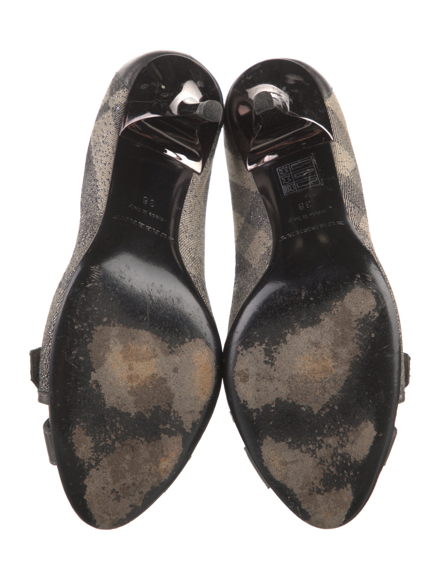 Burberry Plaid Print Pumps